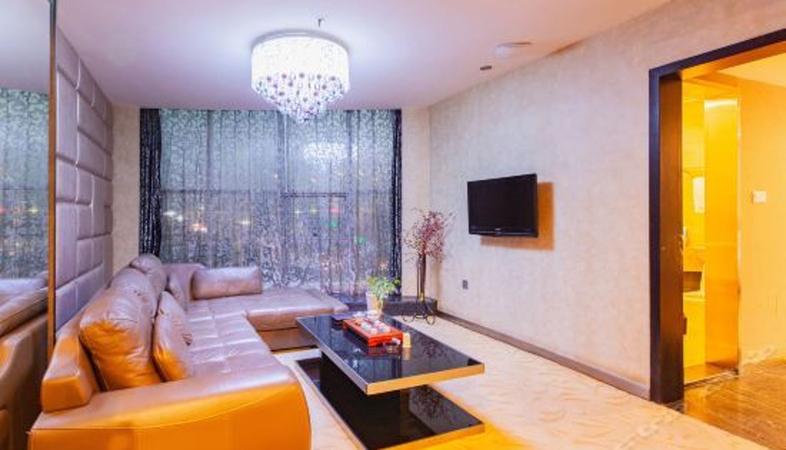 Suite - The Posh Hotel (Yichun)