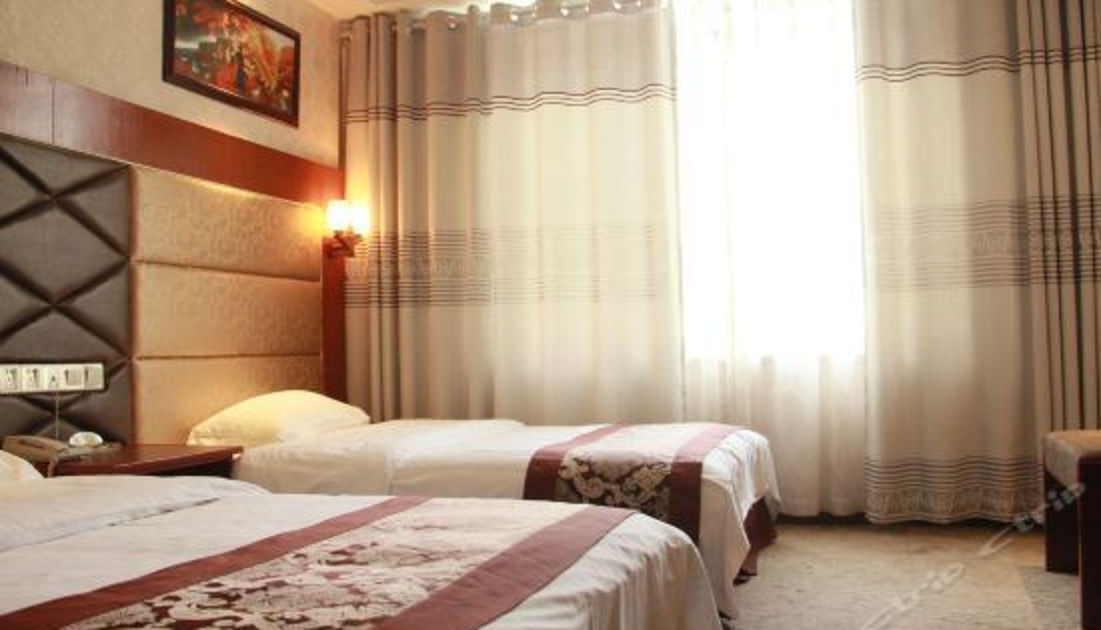 Standardzimmer - Guangfa Business Hotel (Yueyang Railway Station)