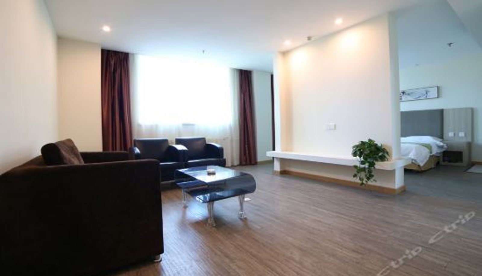 Greentree Hotel