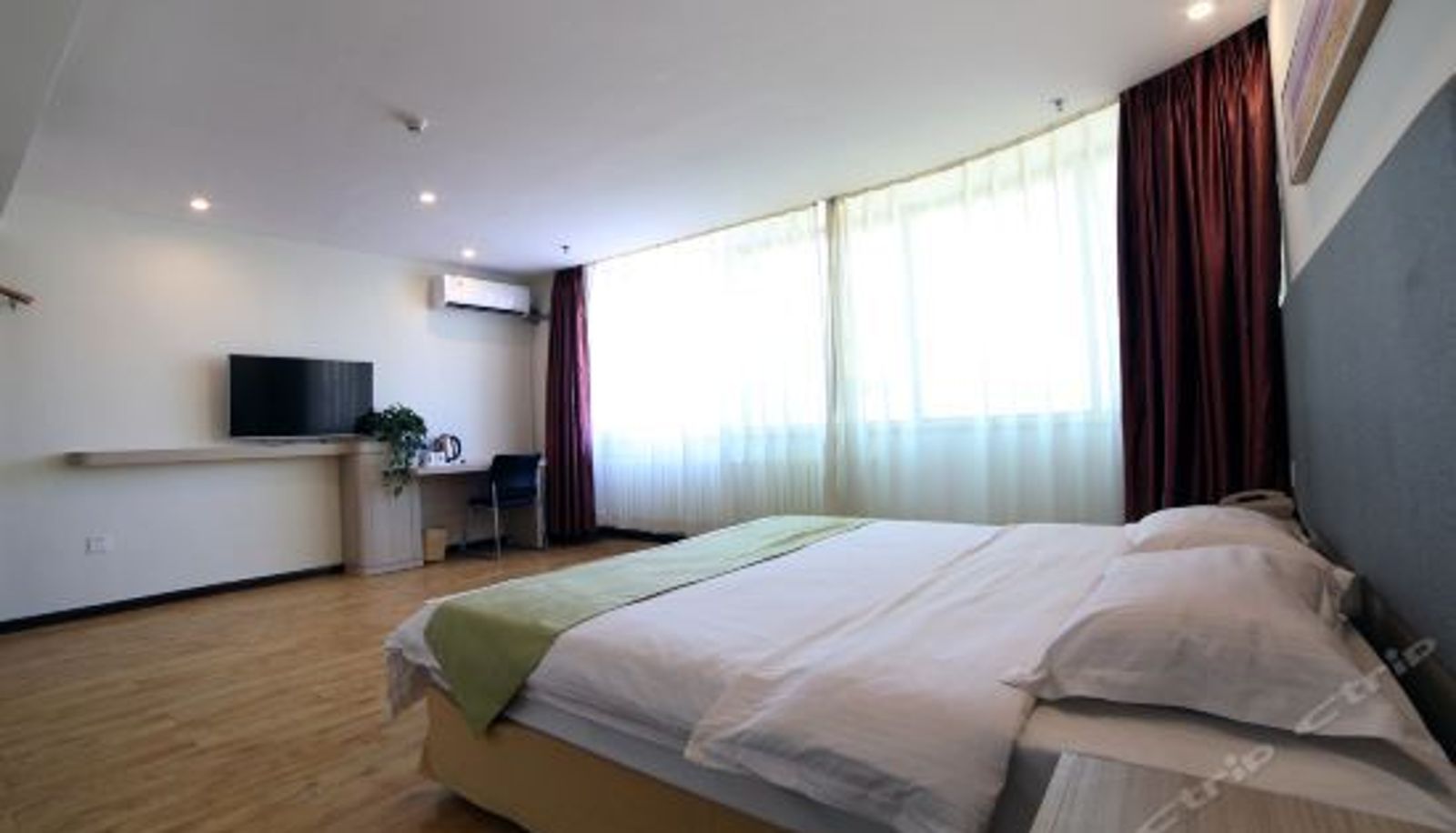 Greentree Hotel