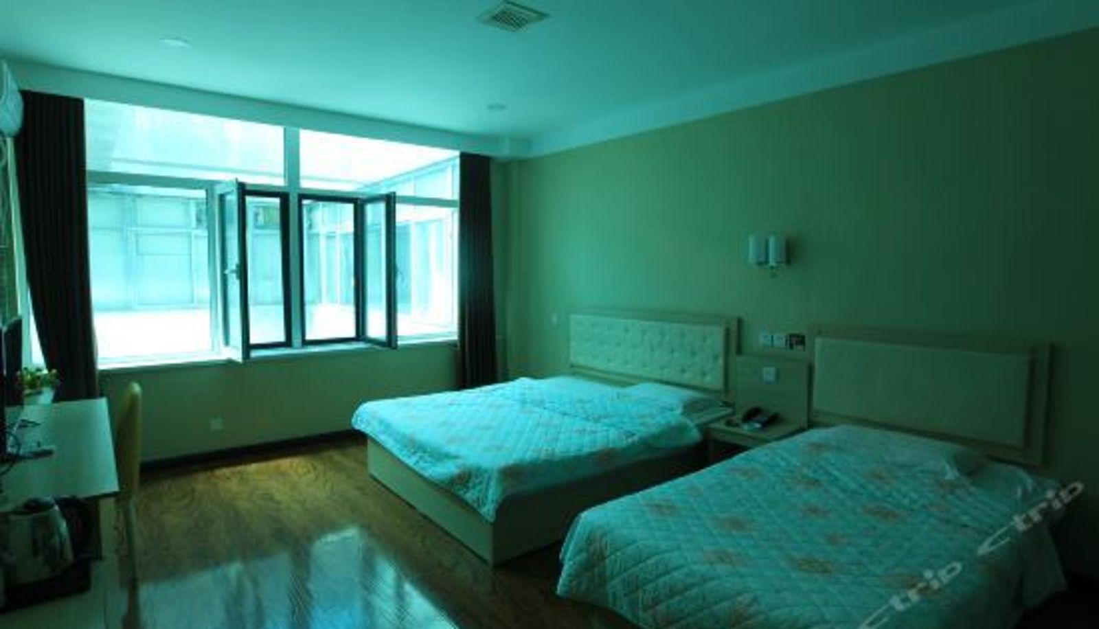 Family room - Wanghai Hotel