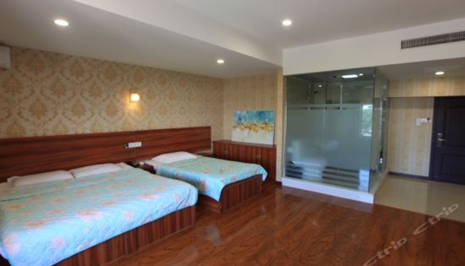 Family room - Wanghai Hotel