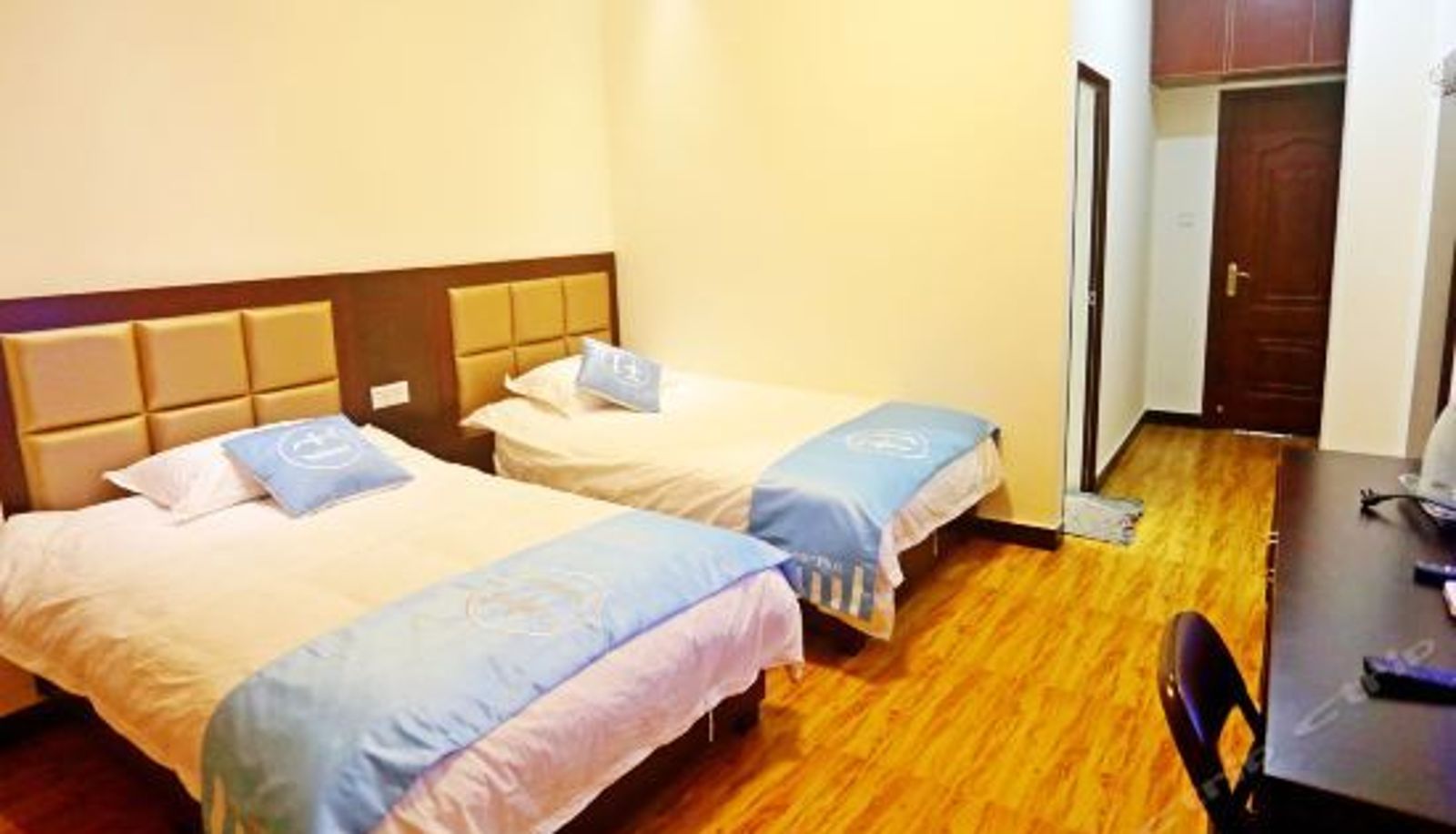 Camera standard - Chayuan Hostel