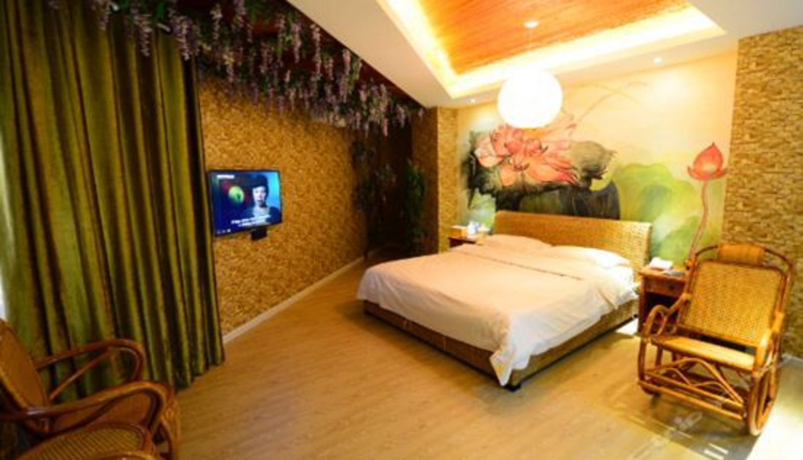 Camera superior - Colorful Fashion Theme Hotel