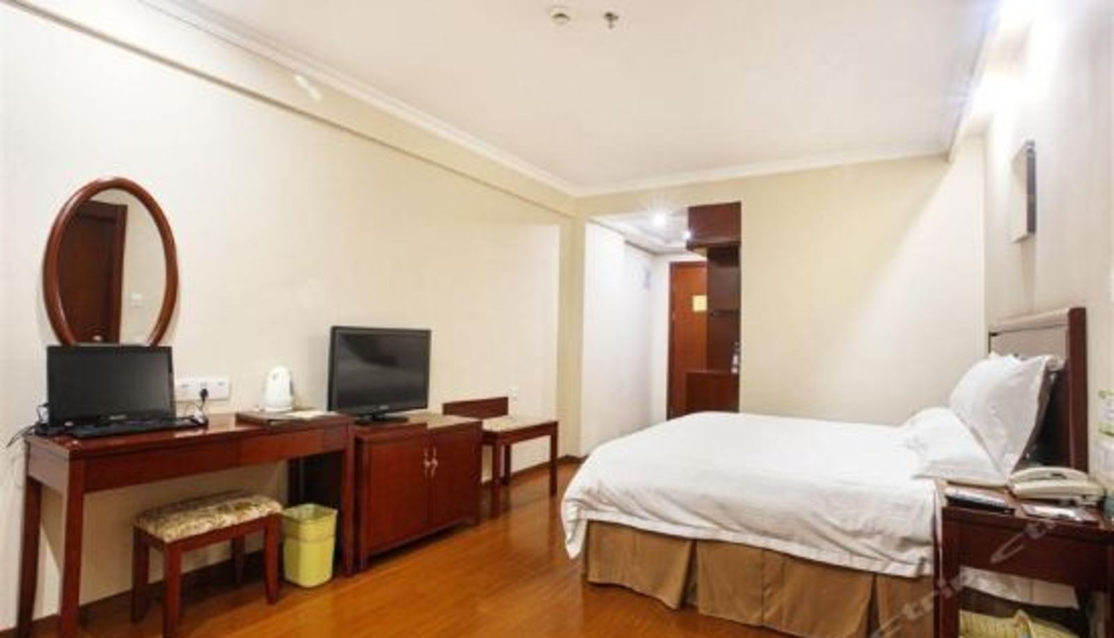 Camera business - GreenTree Inn Anhui Huangshan Jiangjing District Tiandu Avenue Business Hotel