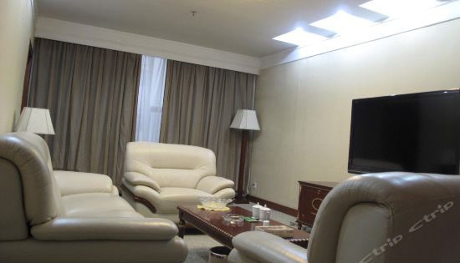Suite - Tianwei Hotel