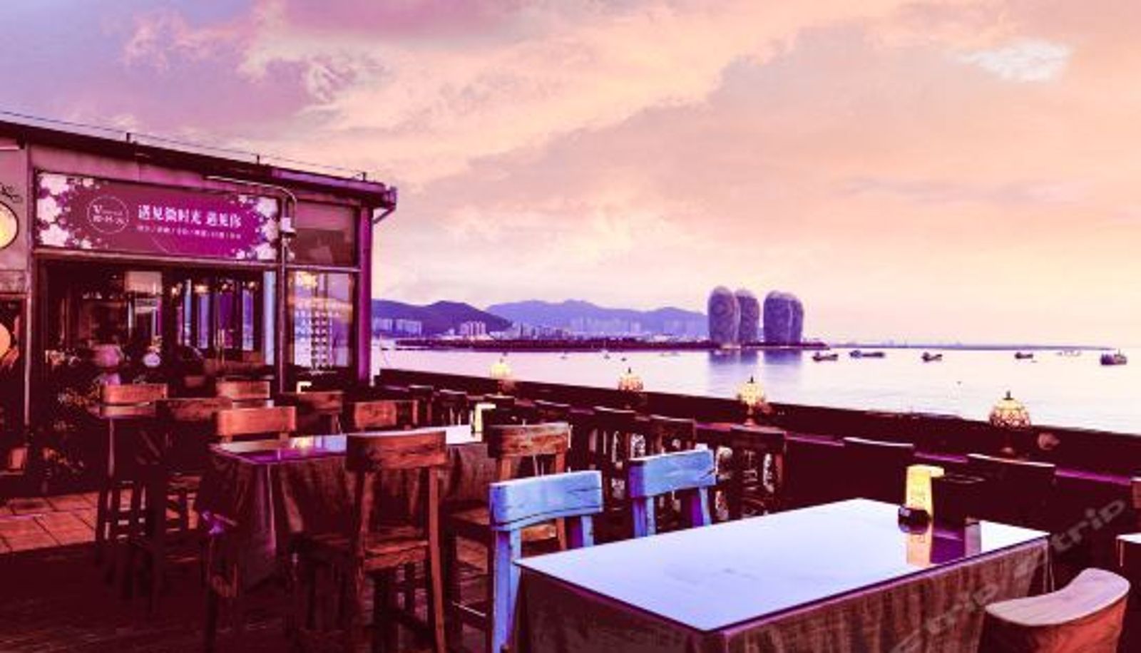 Suite - July Sea Sound Seaview Theme Hotel