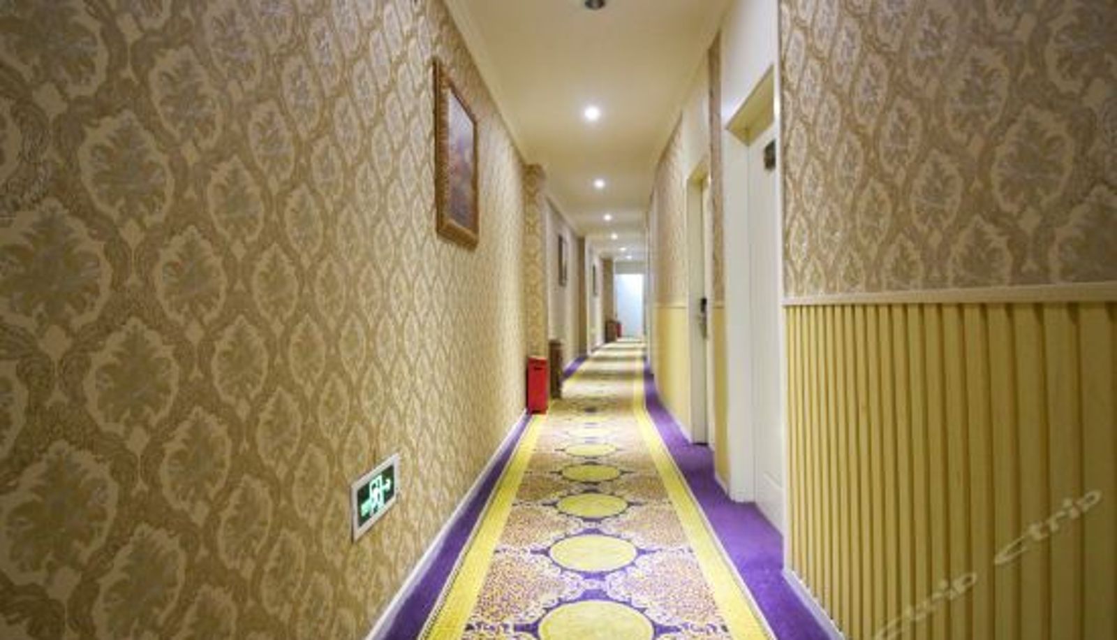 Reception - Zhiya Hotel