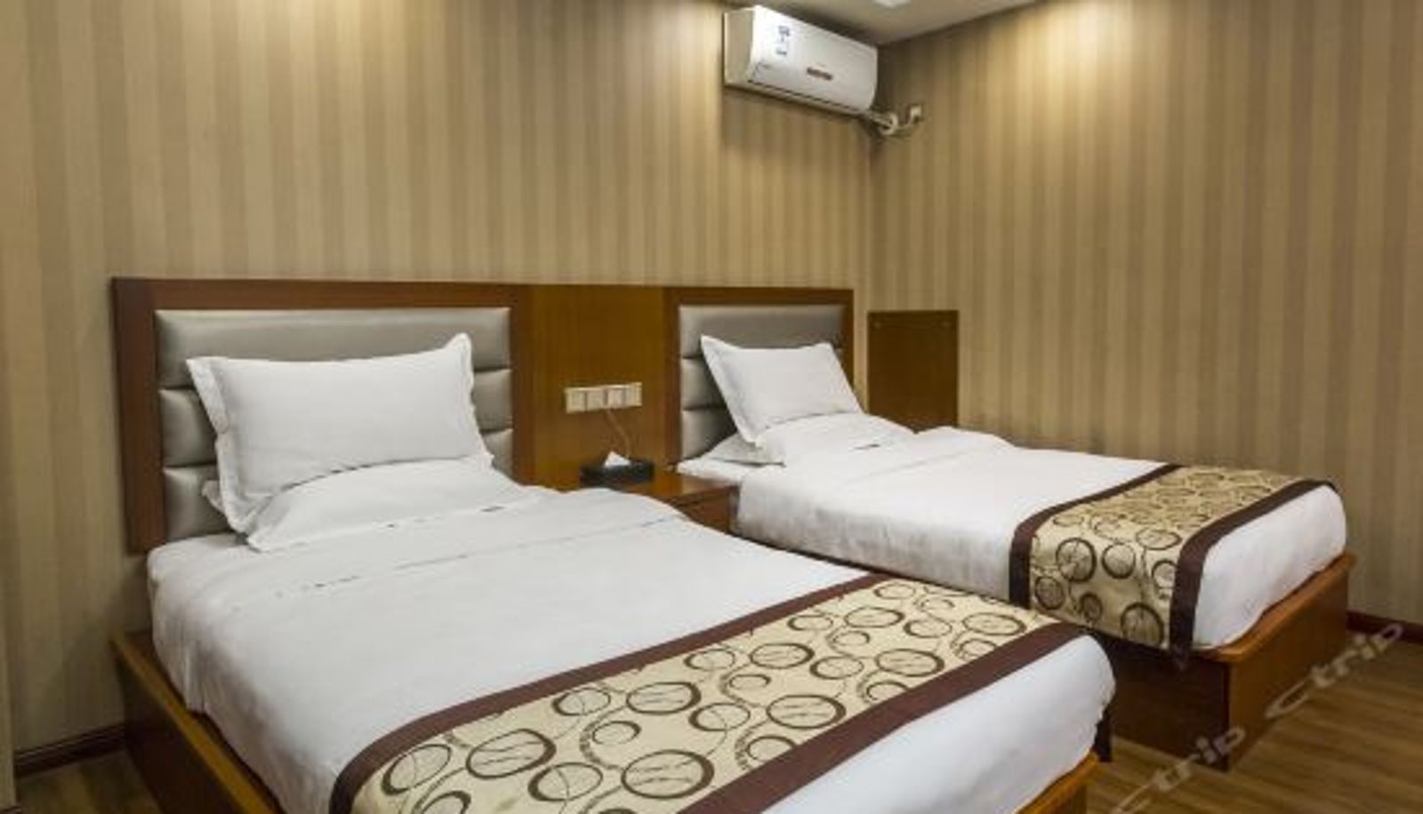 Business-Zimmer - 7 Days Inn Chongqing Loutou Temple Train Station Shiziping Qinggui Station