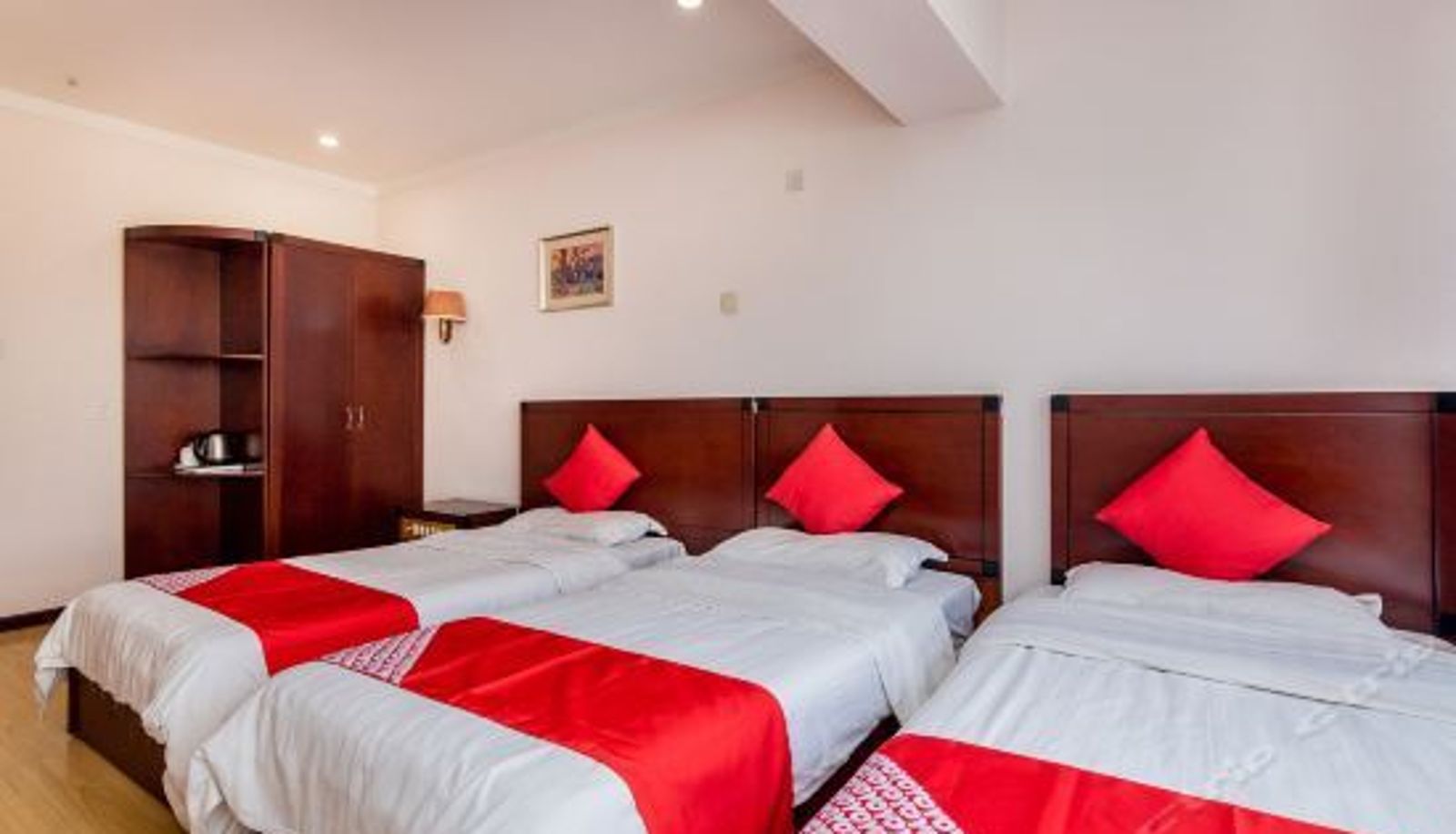 Triple room - Yindudu Express Hotel