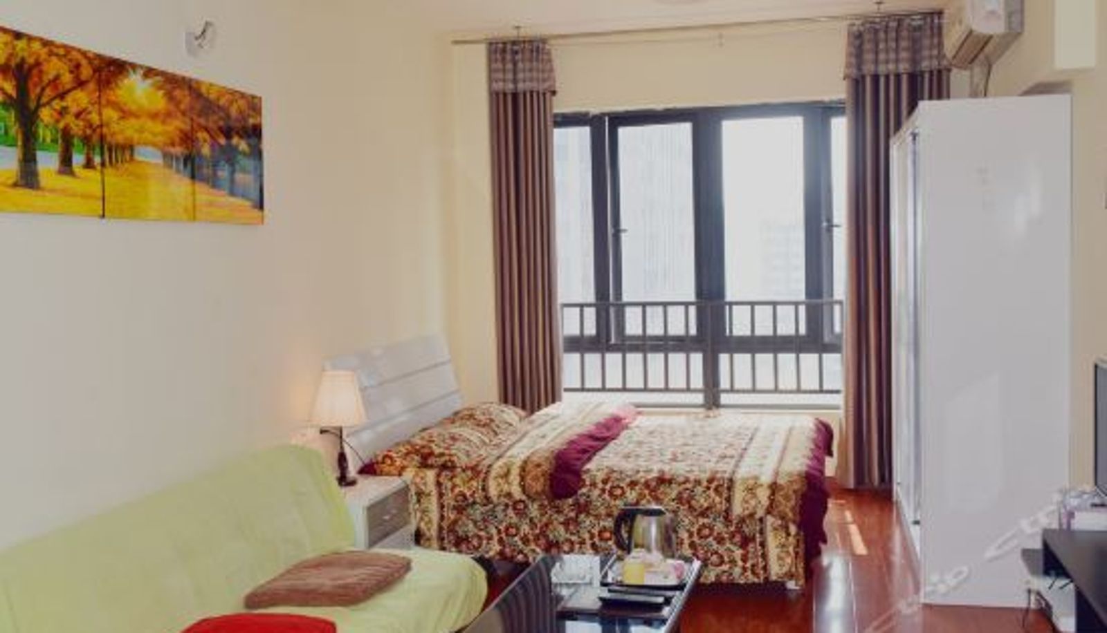 Room with river view - Chongqing Qijia Apartment