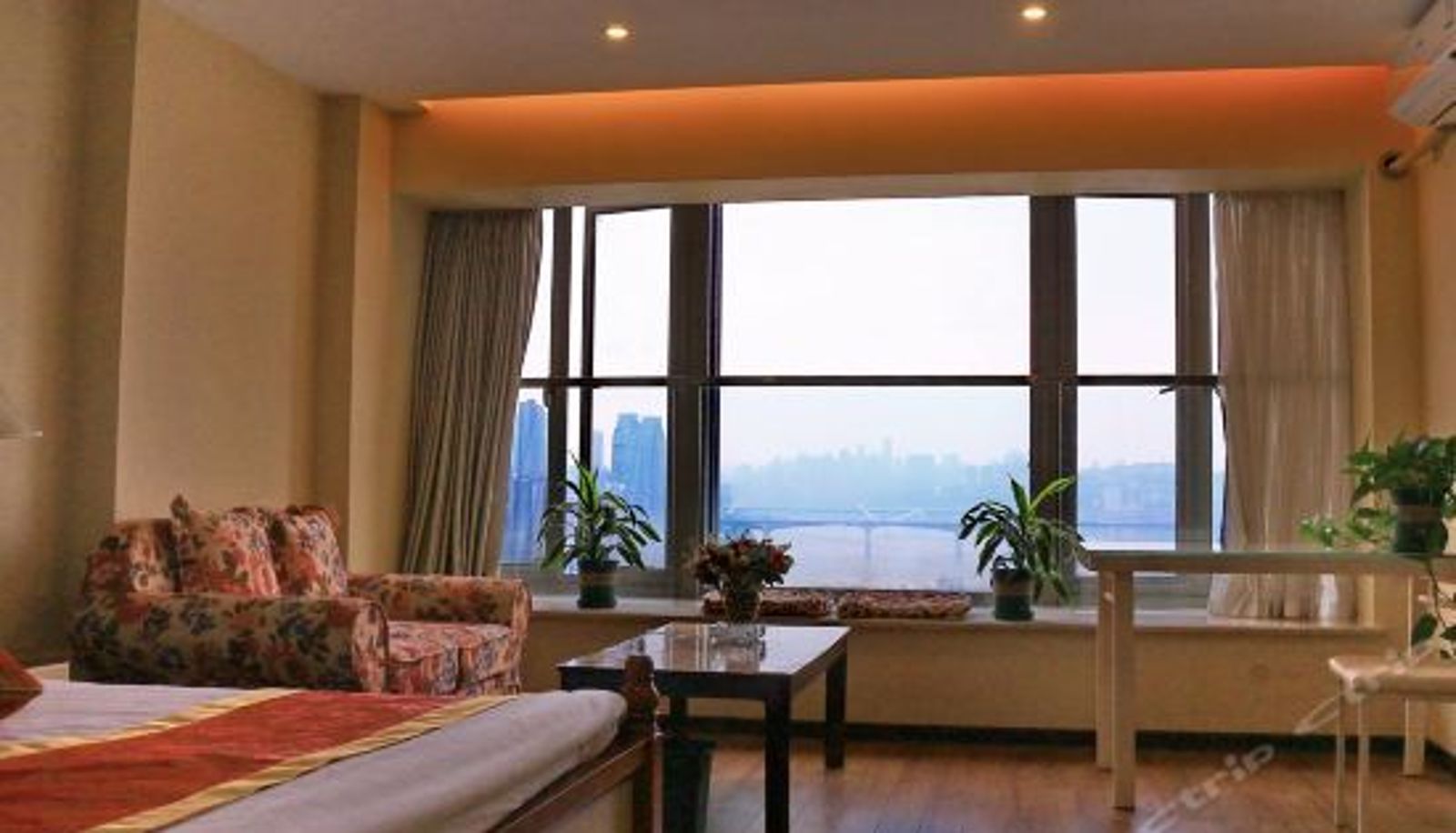 Camera con vista lago - No.1 Pier Apartment Hotel