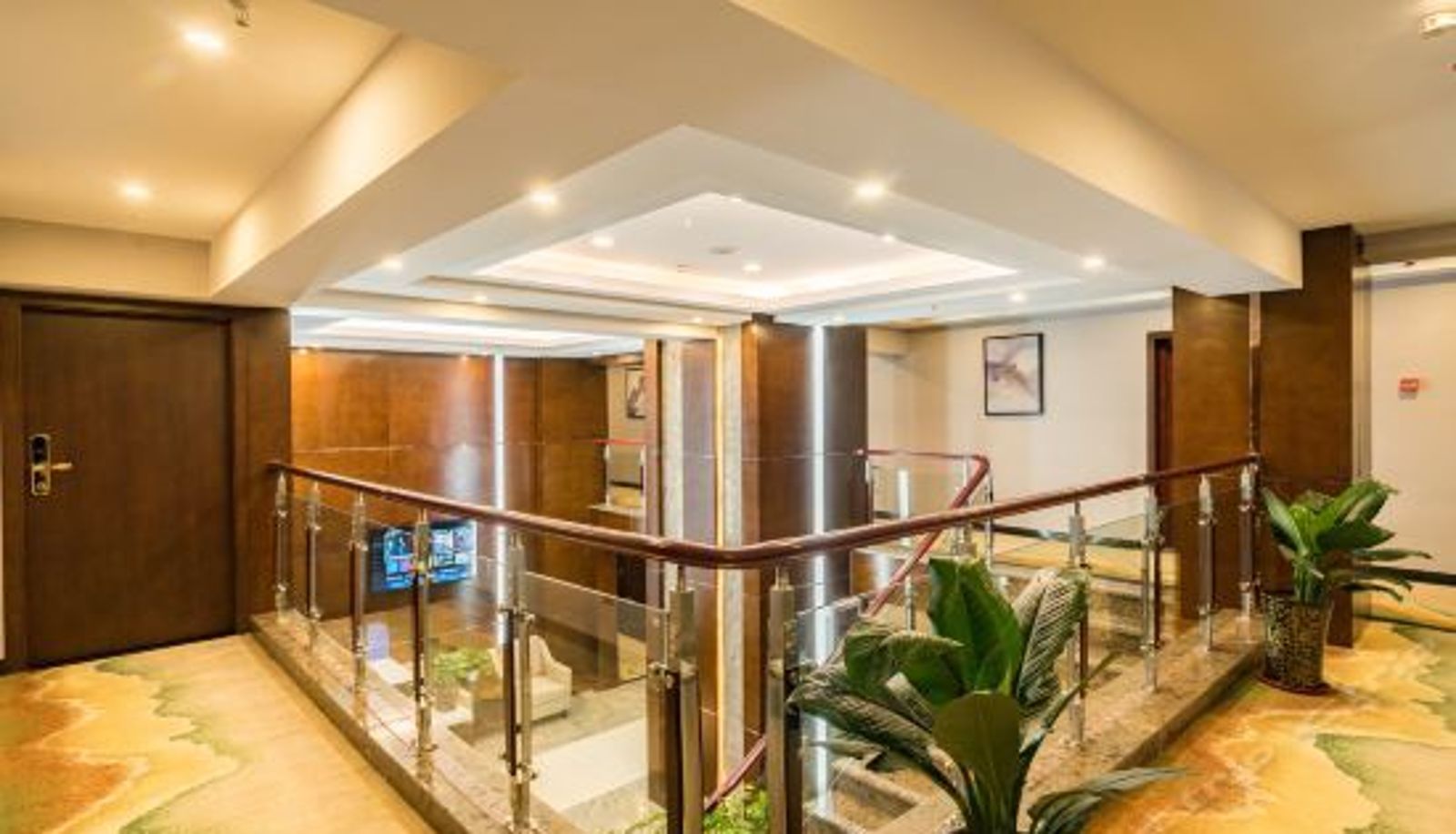 Rezeption - 花盛城市酒店(重庆江北机场国博会展中心店)