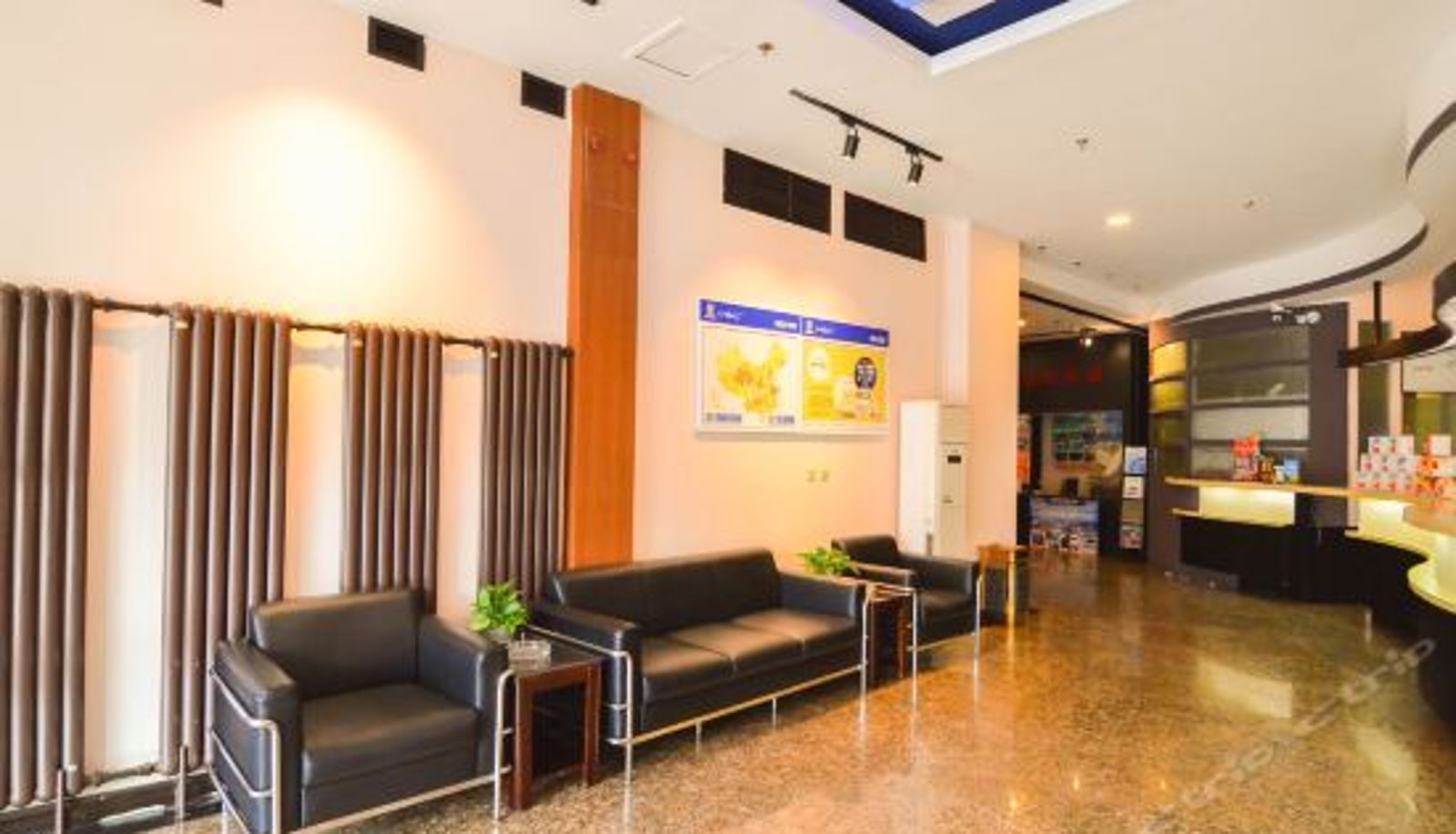 Reception - 如家商旅酒店(大连联合路地铁站店)