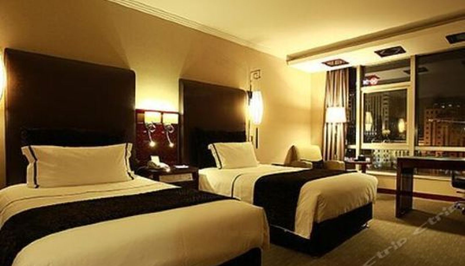 Business-Zimmer - The Merchantel