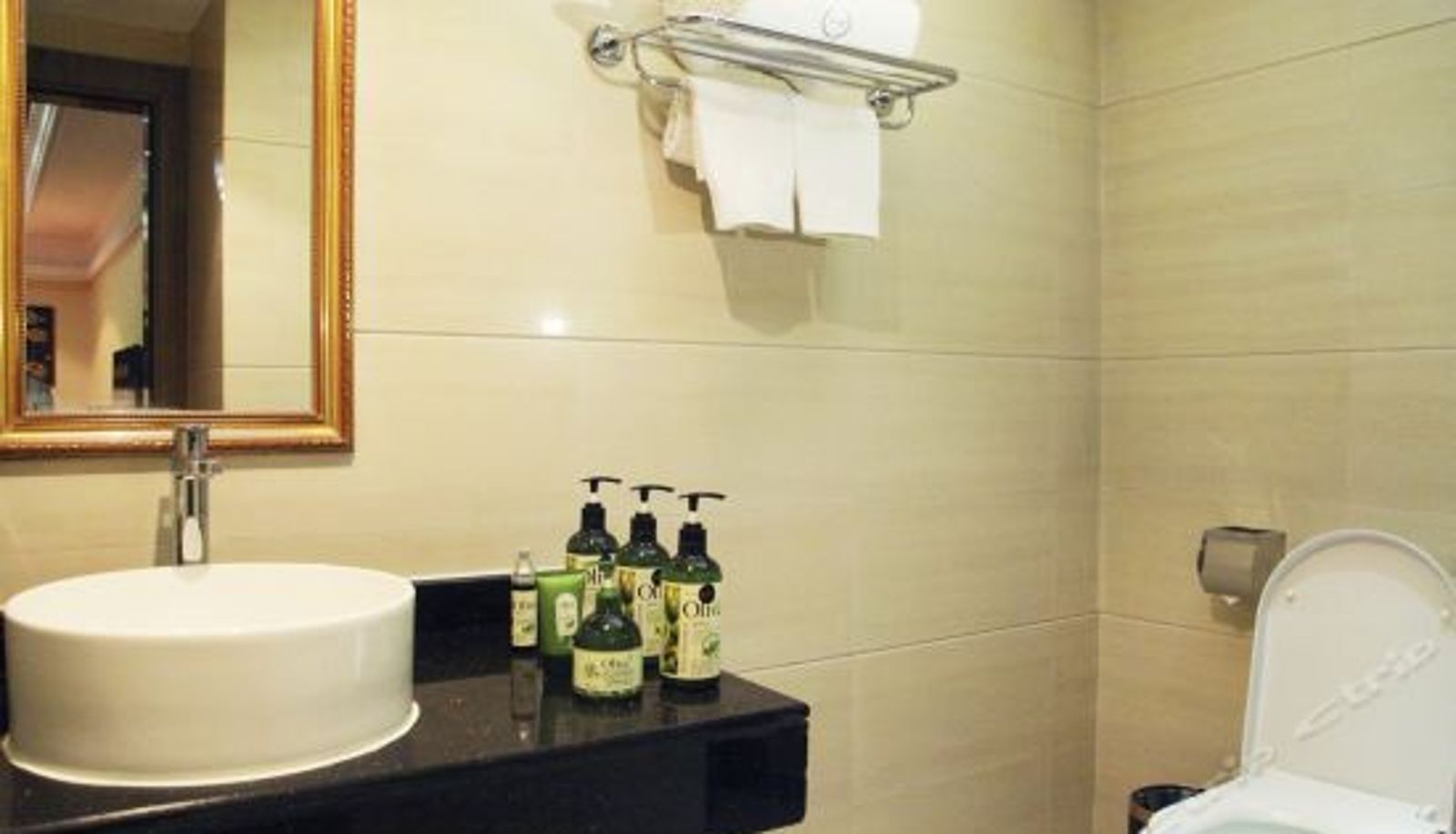 Triple room - Yihai International Business Hotel