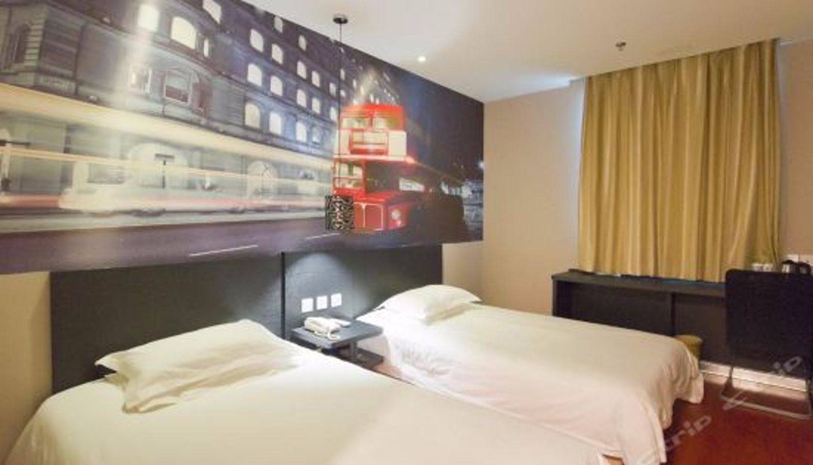 Business room - Migao Fashion Hotel(Qingdao May Fourth Square Olympic Sailing Center Store)