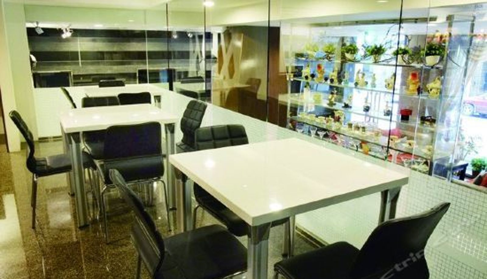 Interior view - 鲔鱼家族饭店-盐埕馆