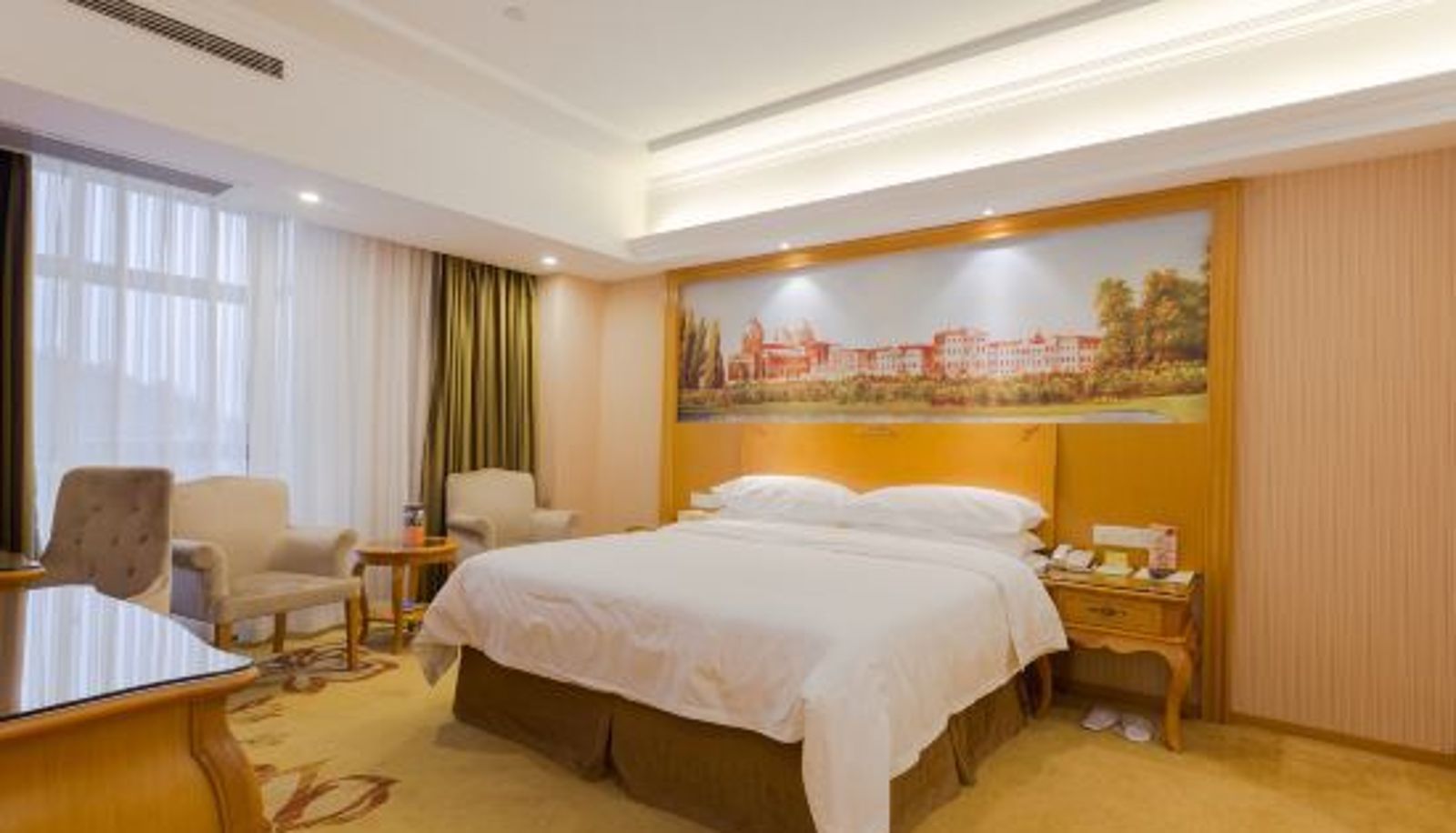 Suite - Vienna International Hotel (Qinzhou North District Government High Speed Railway Station)