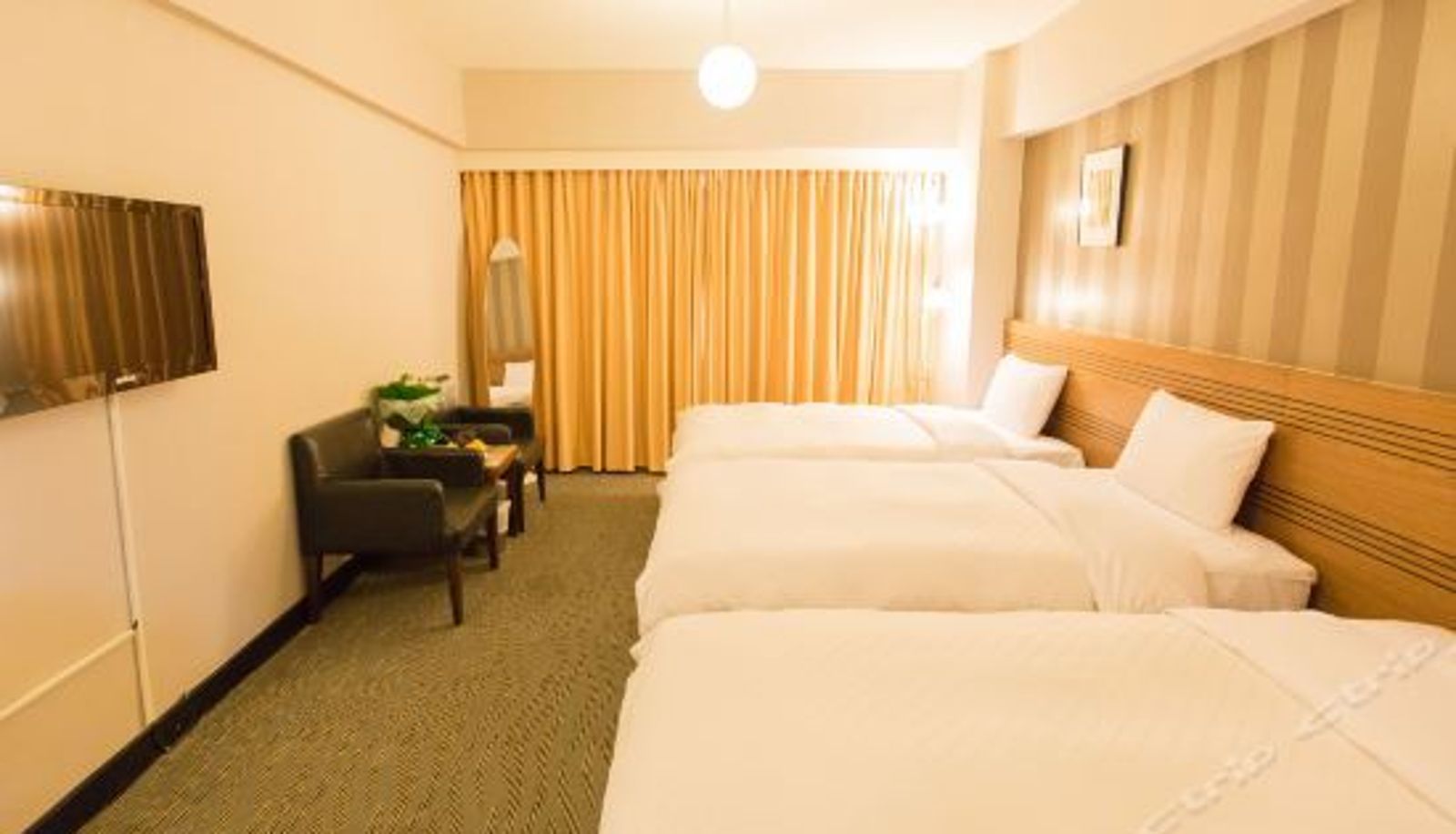 Triple room - 高雄立多商旅