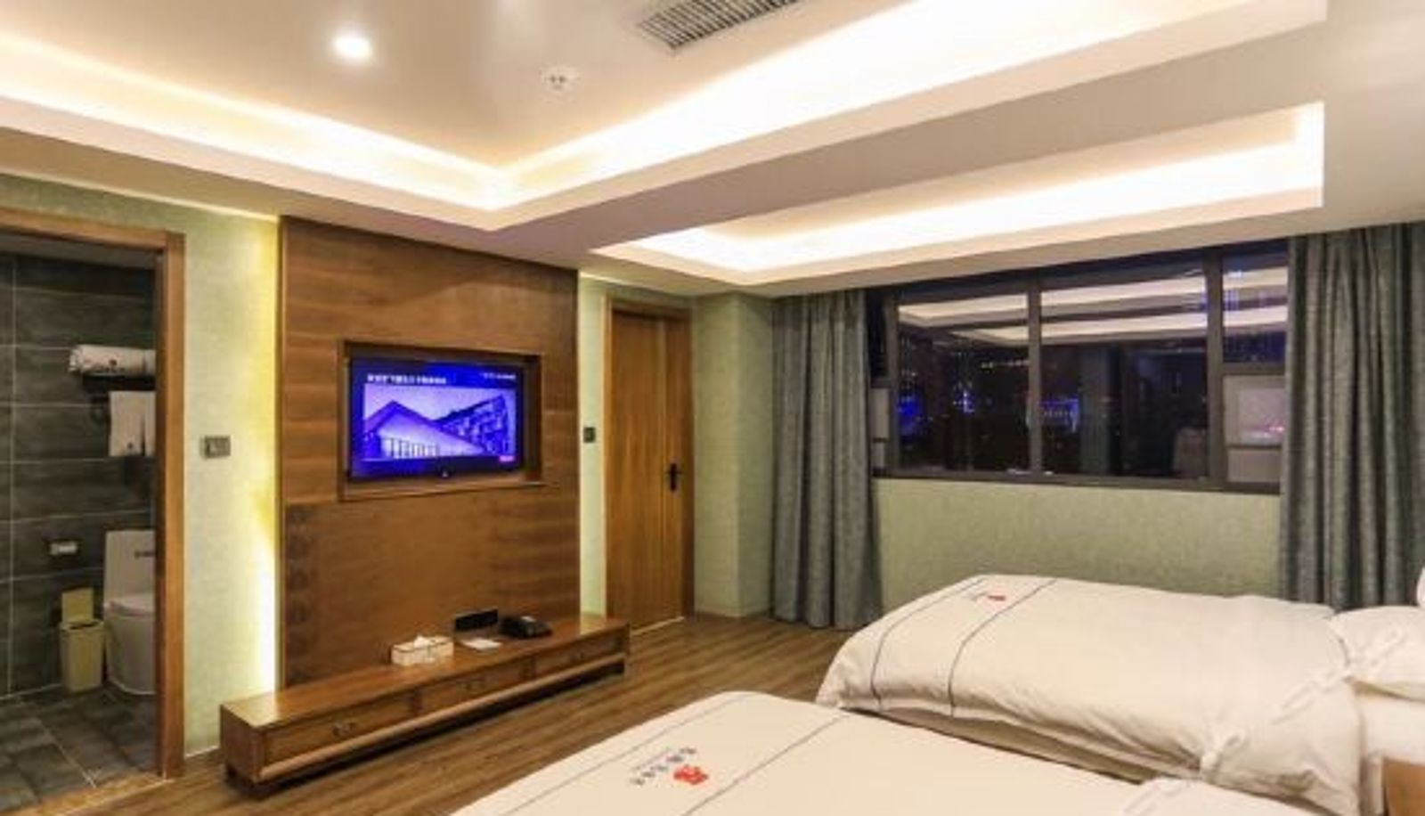 Suite - Yoyo Hotel