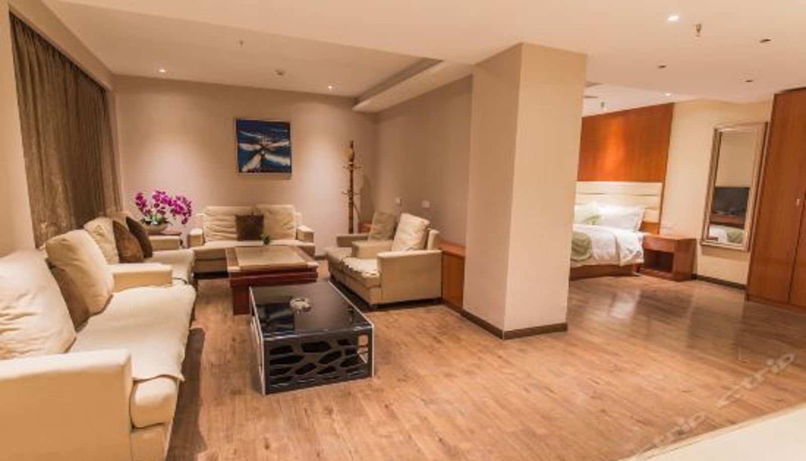 Suite - K Raphael Hotel