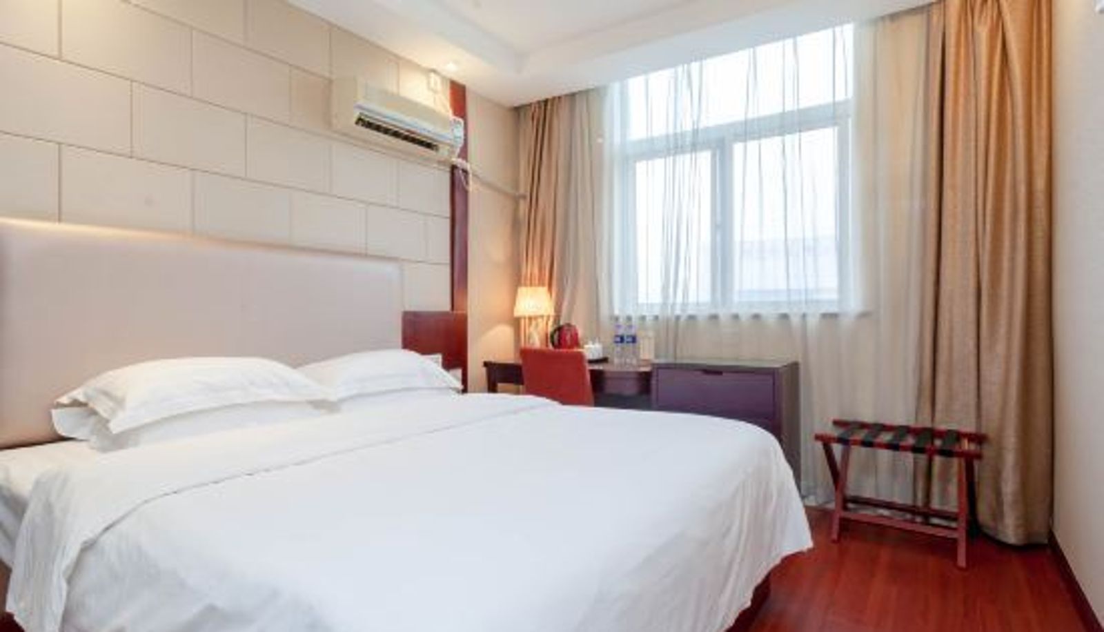 Superior room - Jinhai Holiday Hotel