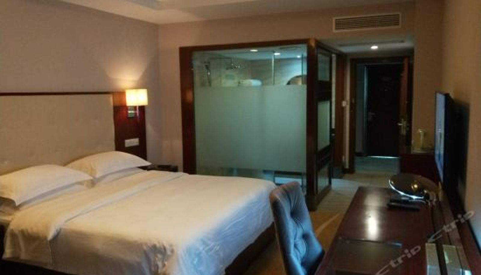 Chambre Business - Four Leave Clover Hotel