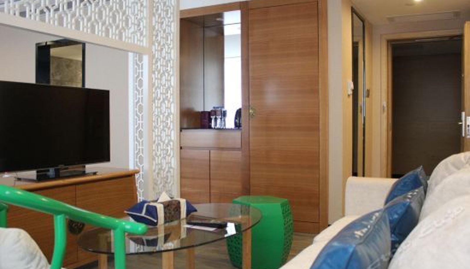 Camera business - FO Shan Eastone Vegetarin Culture Hotel