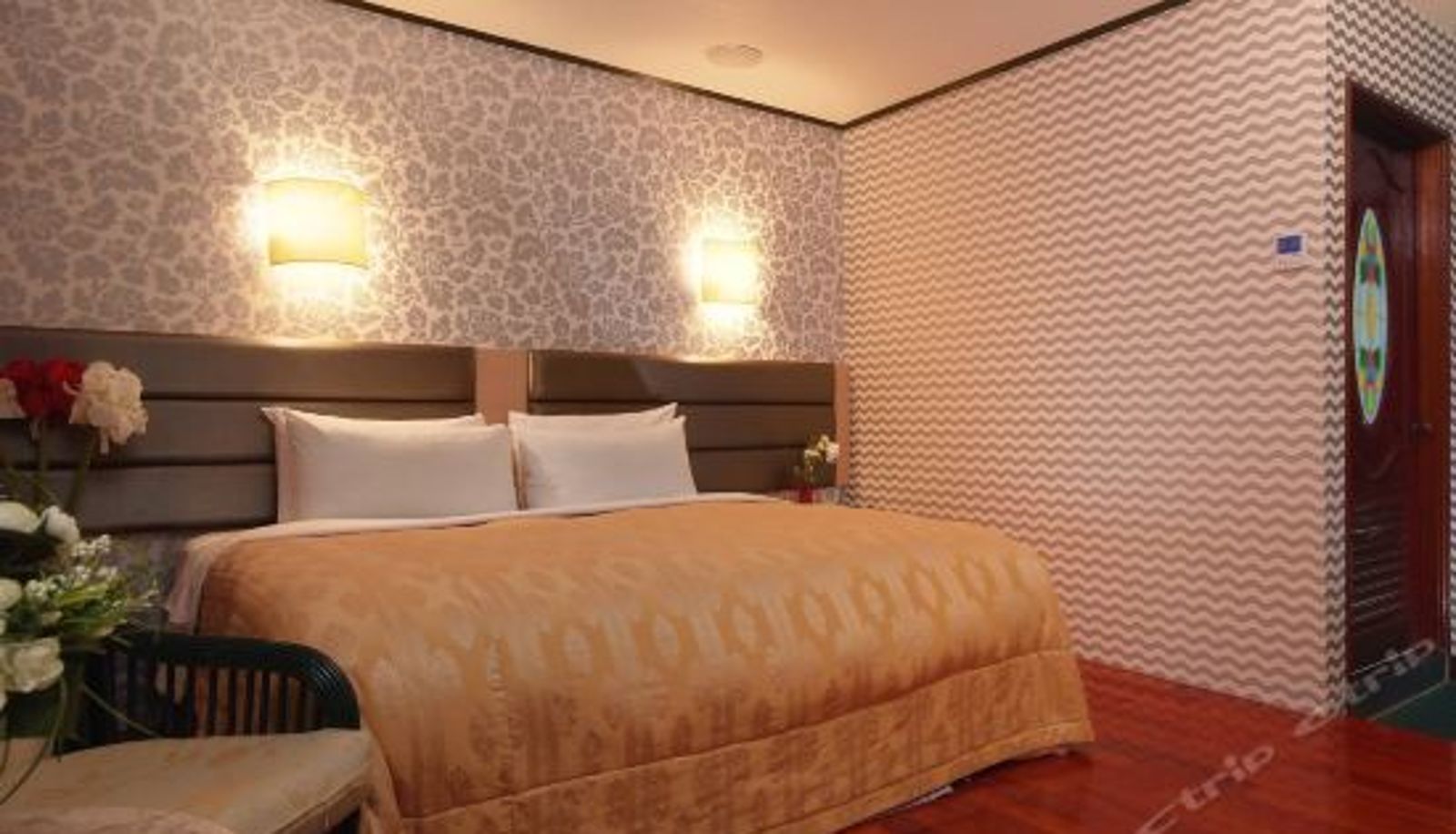 Camera standard - Lotus Garden Hotel
