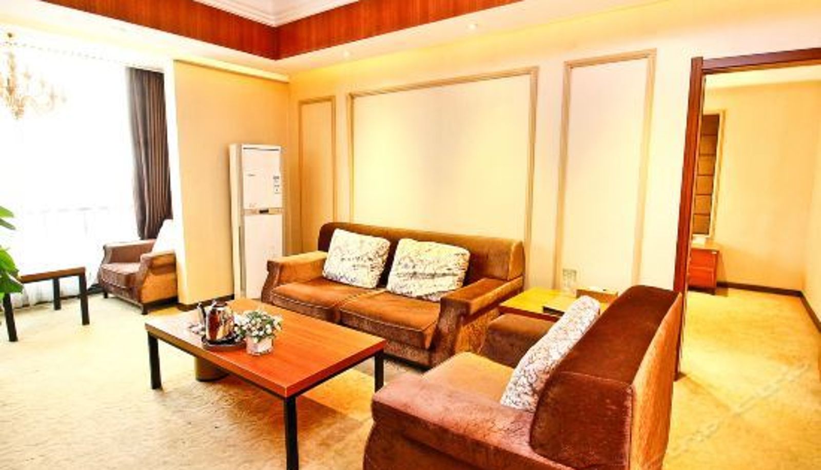 Suite - Yinchi Business Hotel