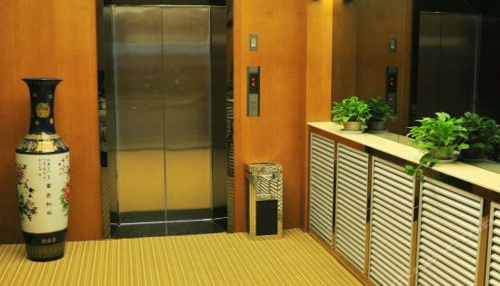 Réception - Yulong Star Hotel
