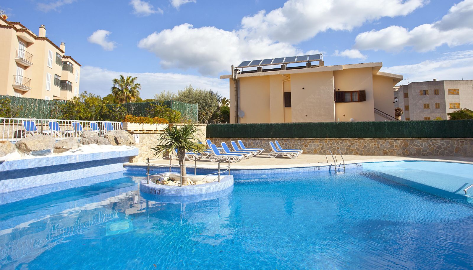 Pool - Apartamentos Sol y Mar