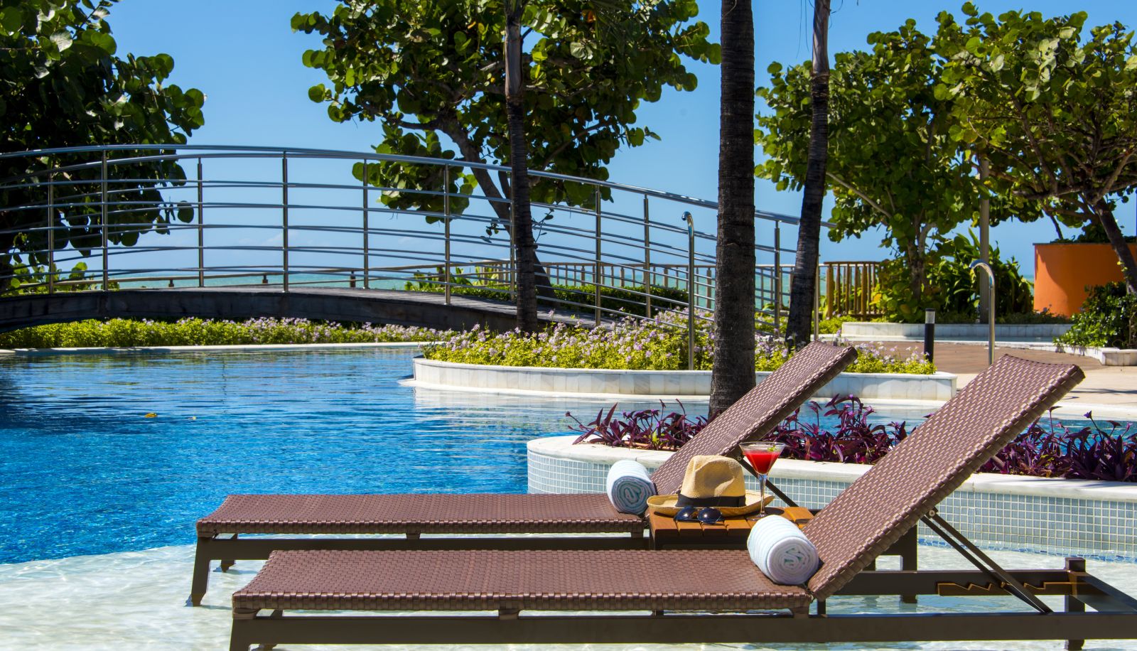 Garden - Vogal Luxury Beach Hotel & SPA