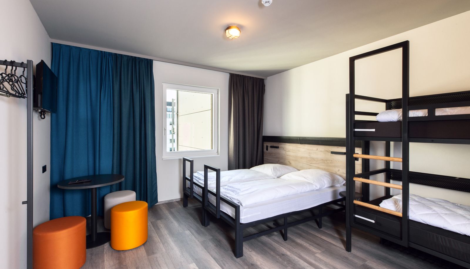 Vierpersoonskamer - harry’s XL hotel