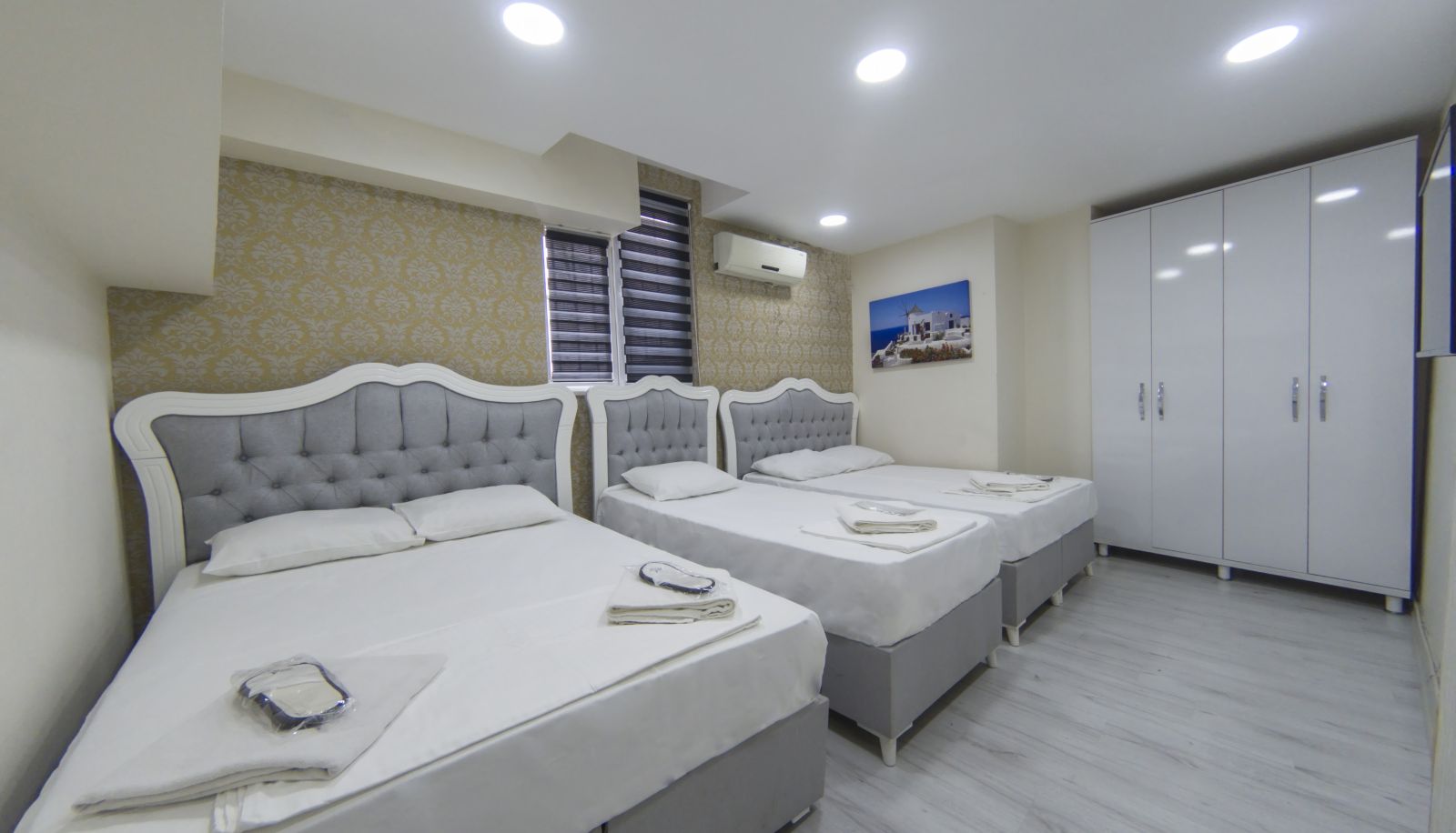Tripla - Istanbul Sirkeci Hotel