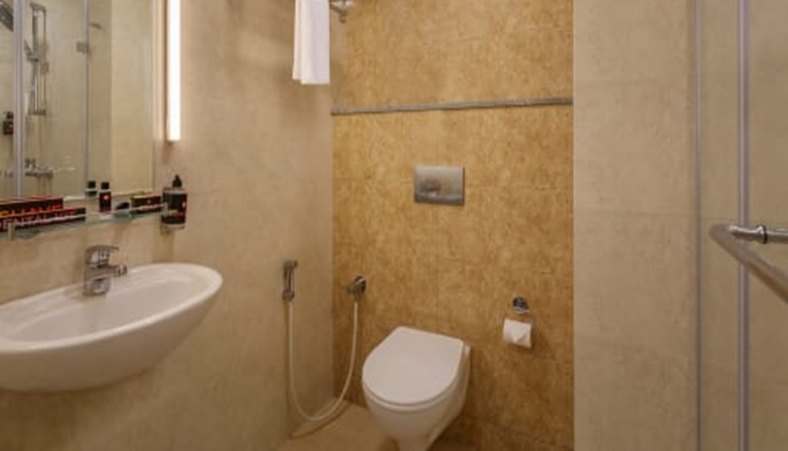 Badezimmer - Ginger Sanand