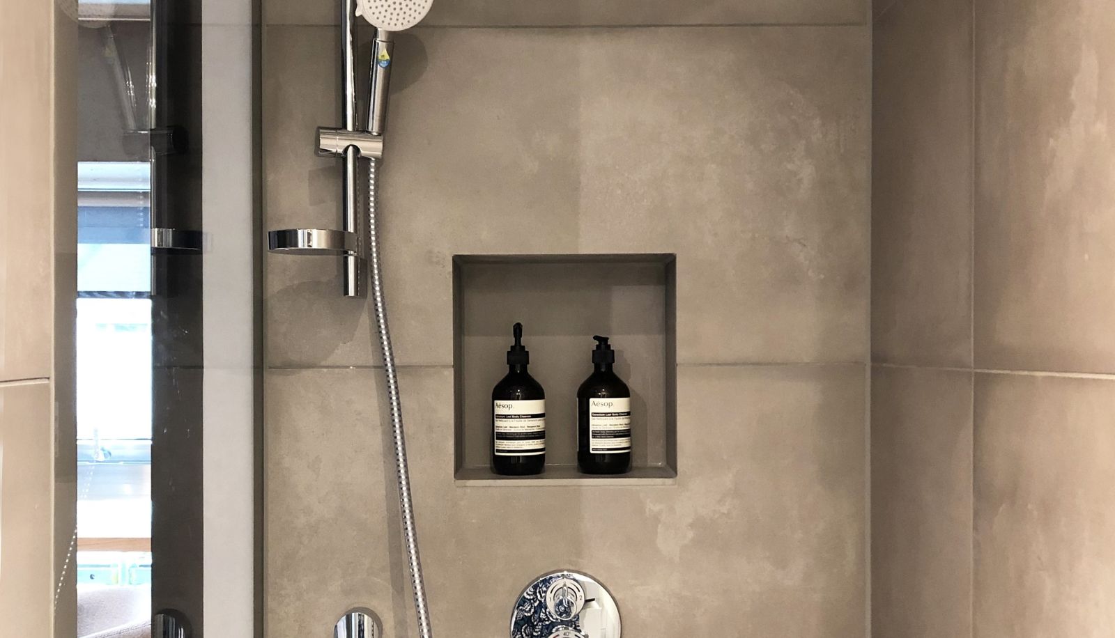 Badezimmer - THE FLAG West M.