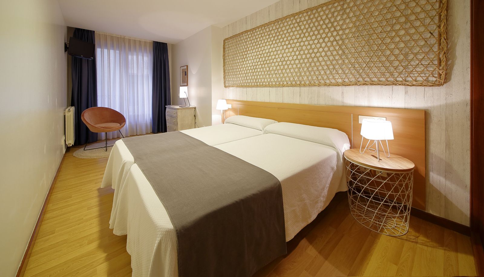 Standard room (double) - Apartamentos Urban Blue