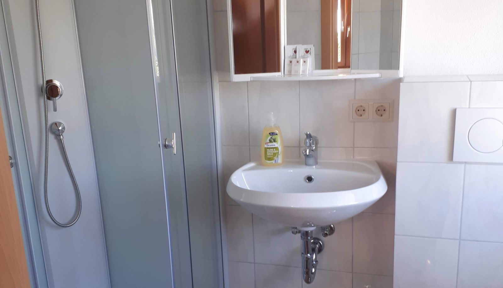 Bagno - Gästehaus Pension Waldhorn
