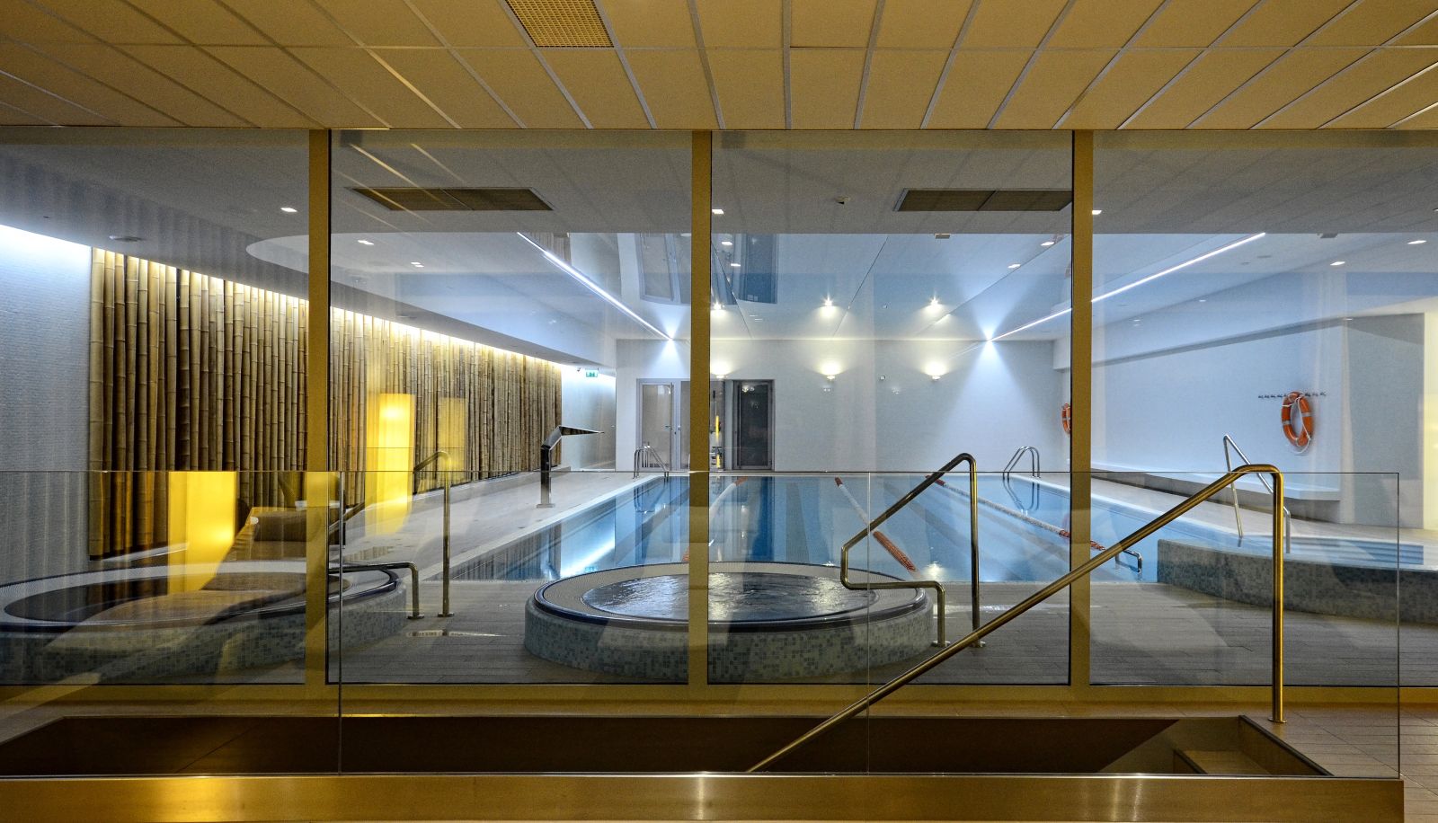 Piscina - Sopotorium Hotel & Medical Spa