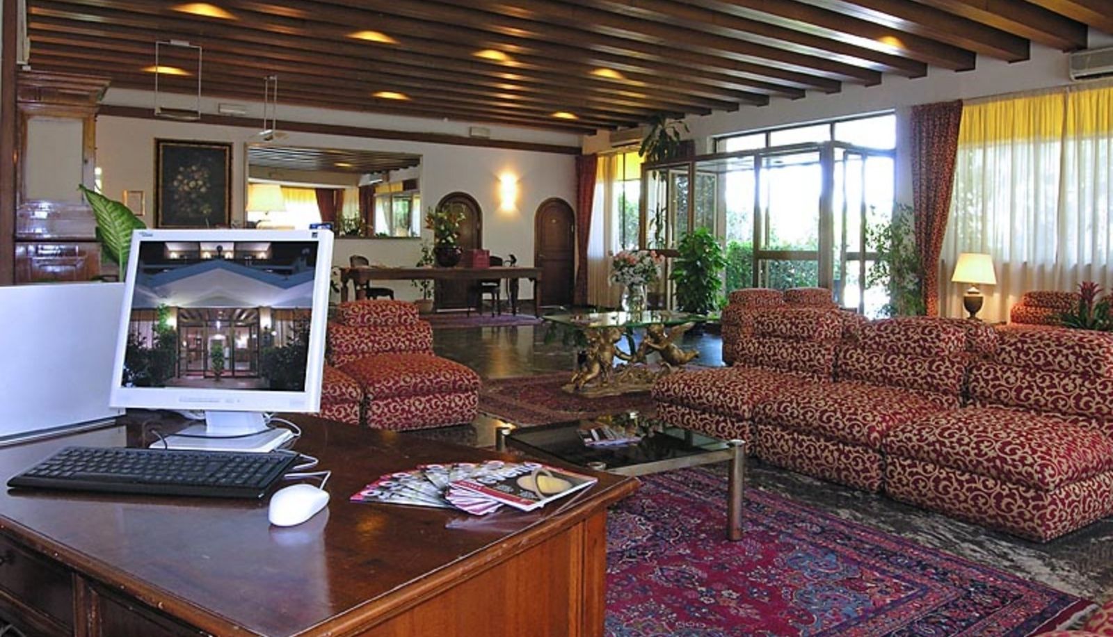 Salón - Pinewood Hotel Rome