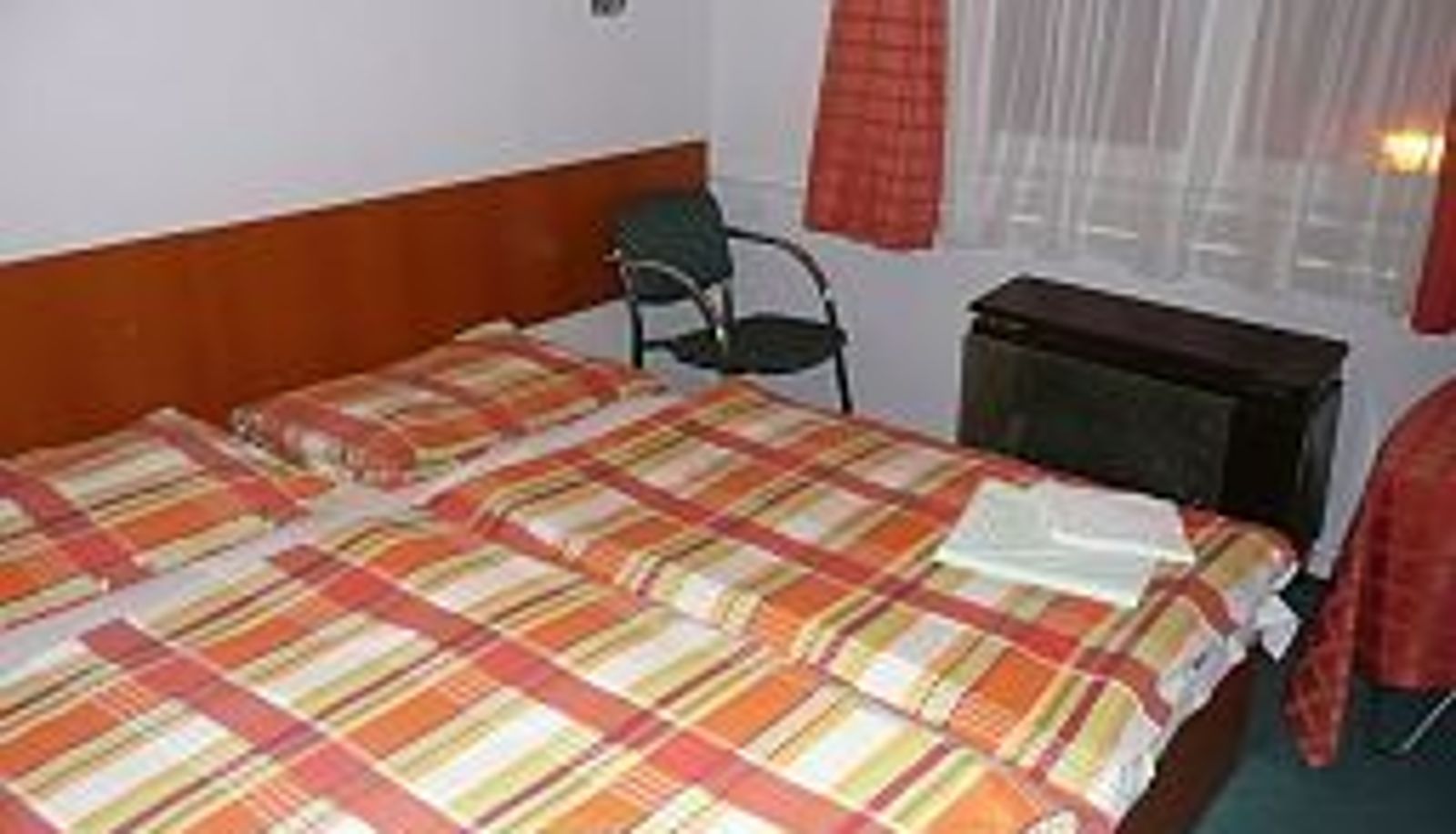 Room - Touring