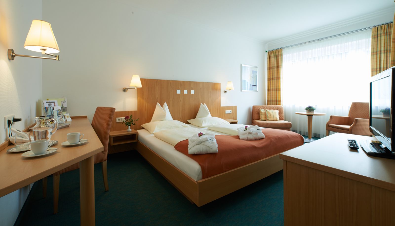 Raum mit Gartenblick - Klughardt Garni Nichtraucherhotel