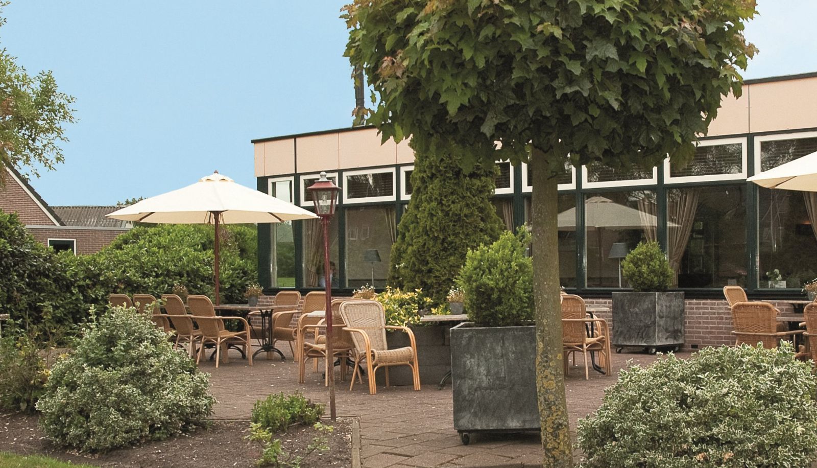 Terras - Fletcher Hotel Steenwijk