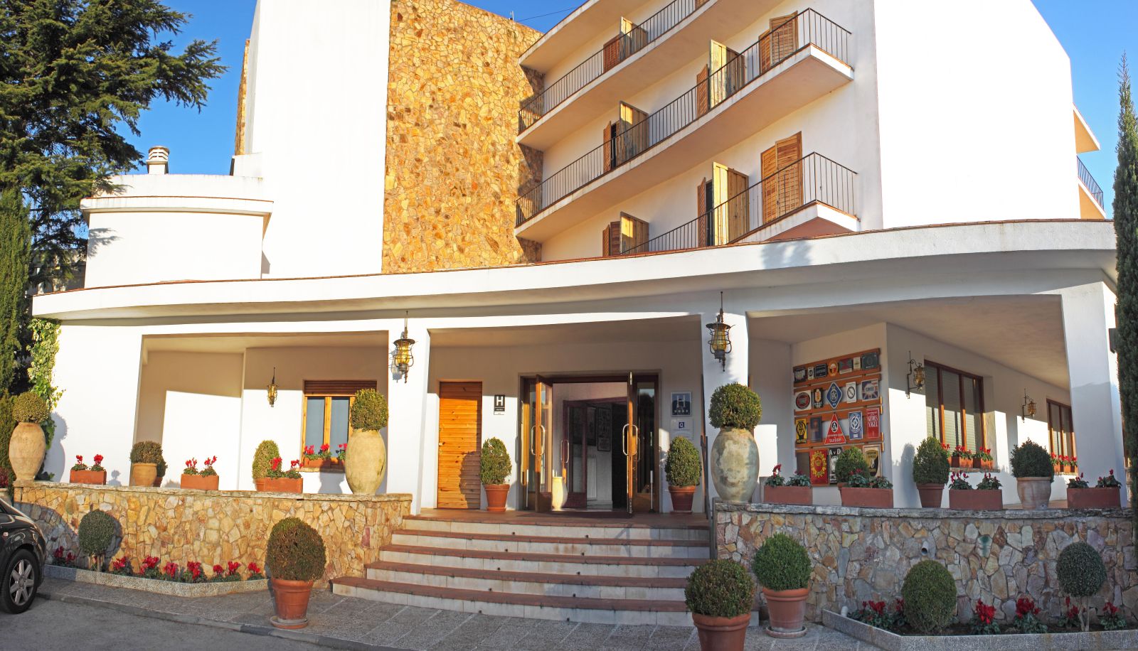 Buitenruimte van het hotel - Hotel Empordà
