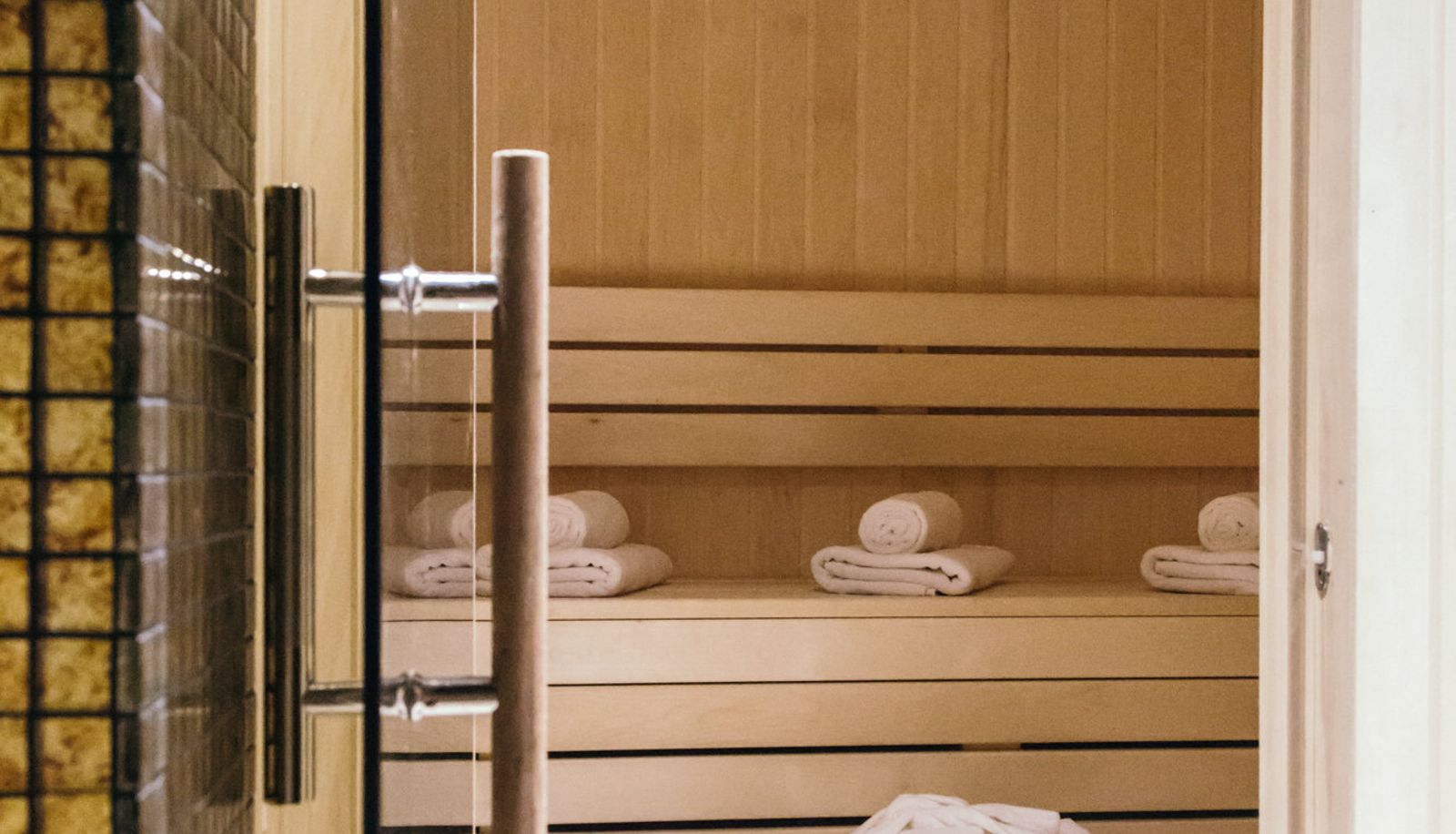 Sauna - Central Point Hotel