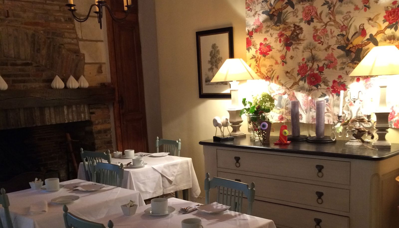 Salle de petit-déjeuner - Le Champ des Oiseaux