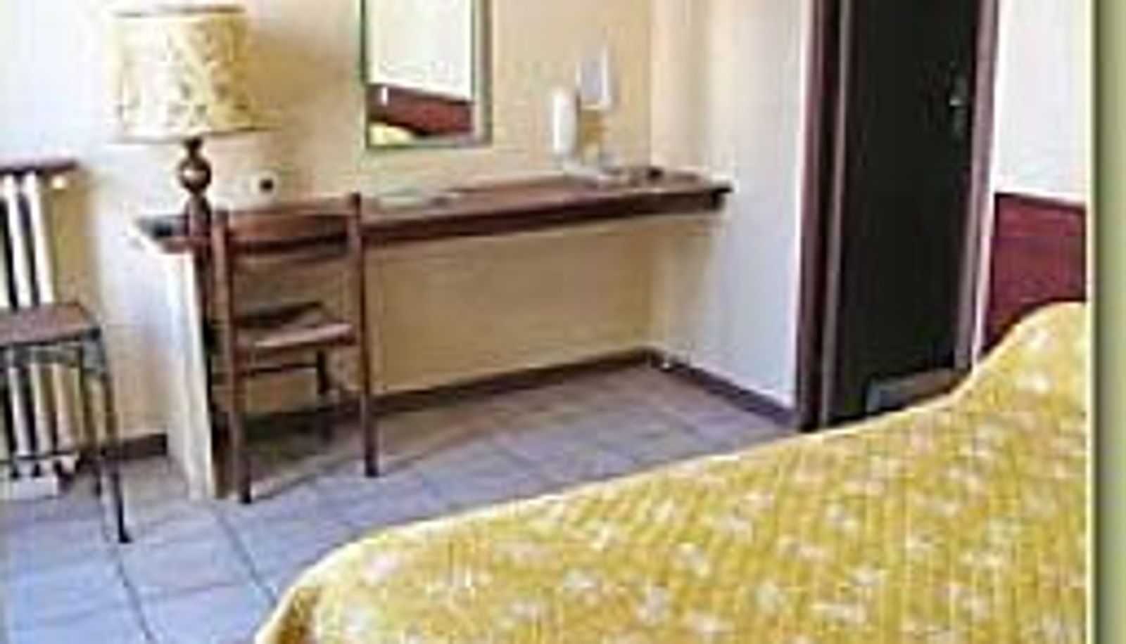 Chambre - Citotel Furania