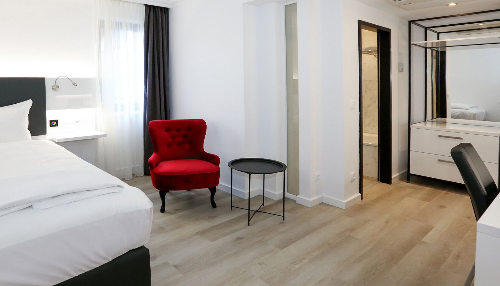 Standard room (double) - DORMERO Hotel Worms